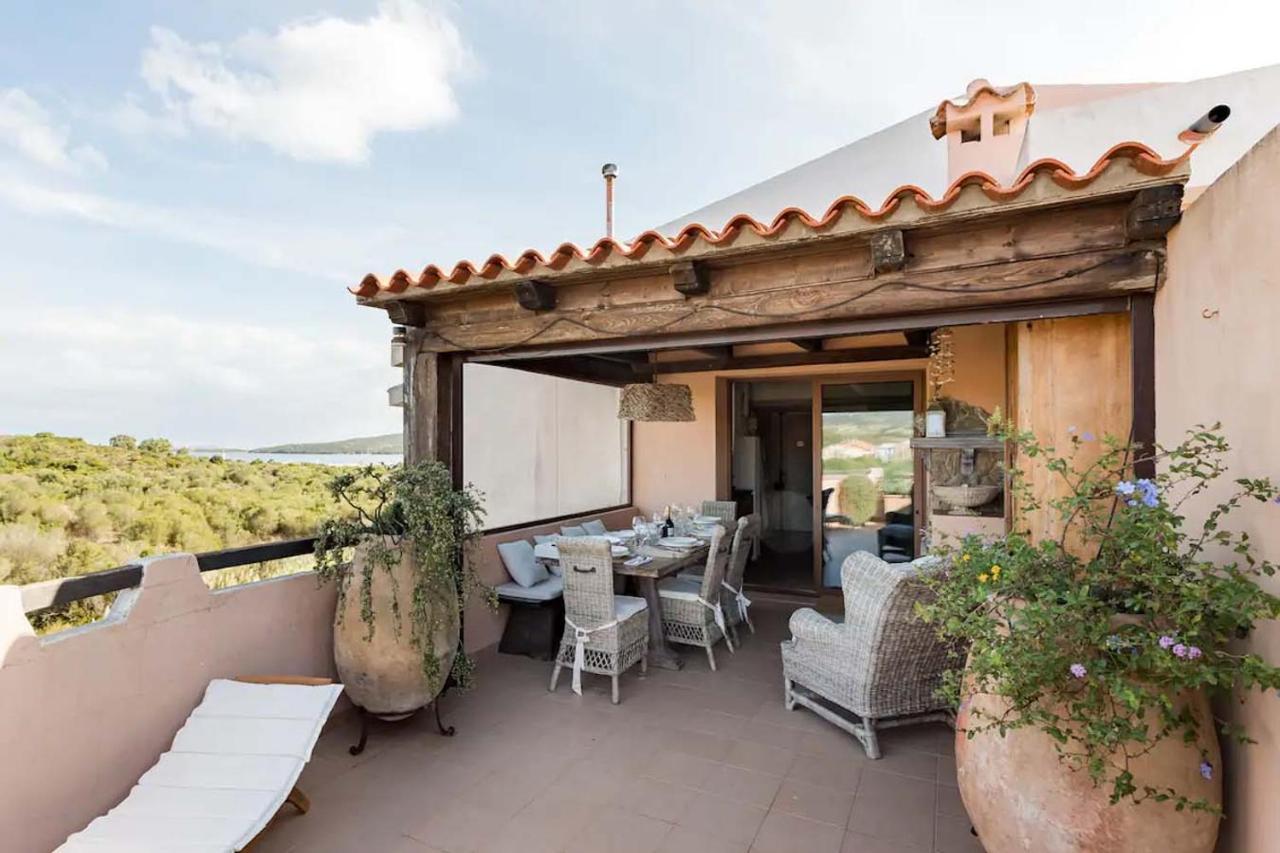 Romantico Appartamento Vista Mare Porto Pozzo Buitenkant foto